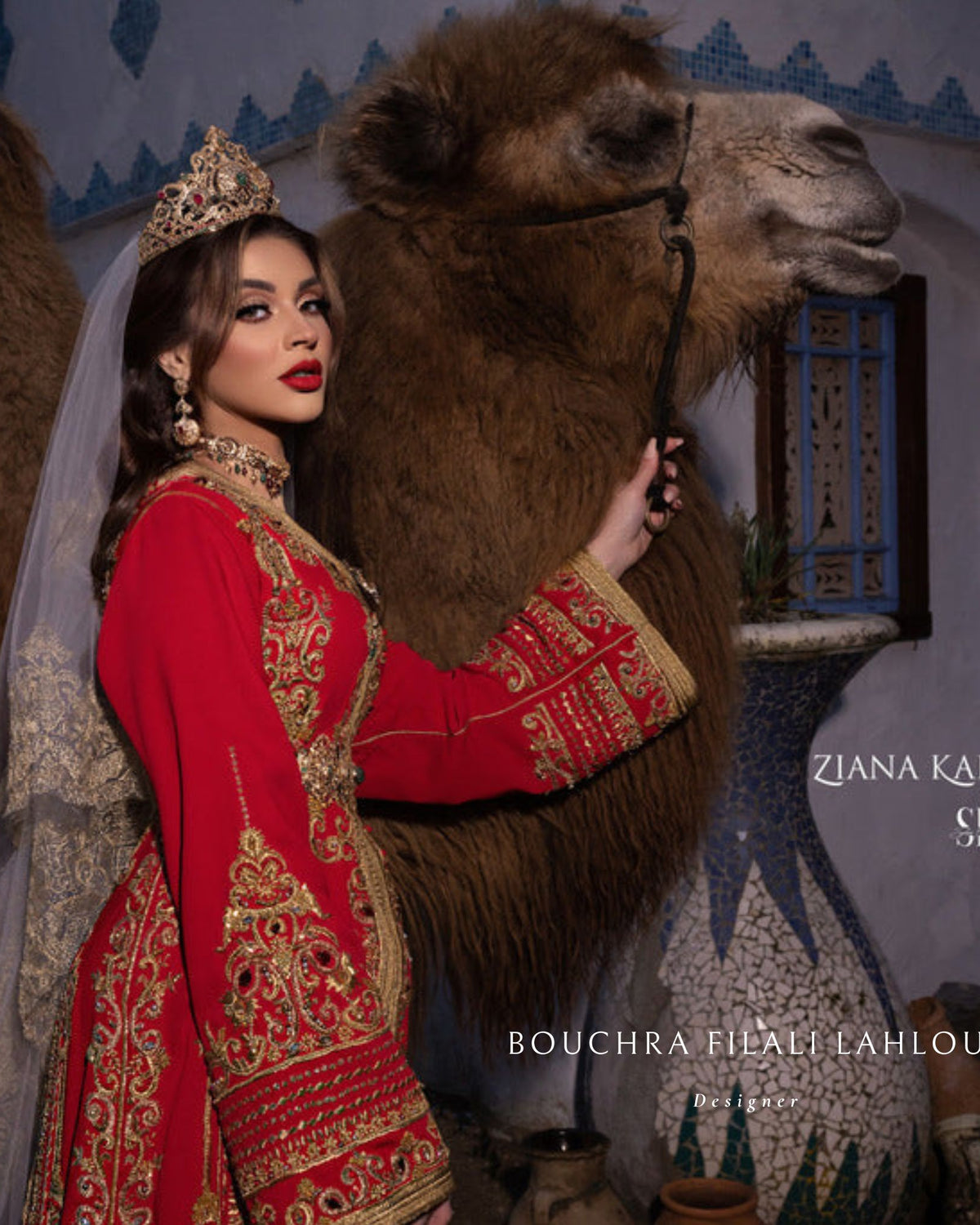 Golden Aura caftan marocain with gold embroidery