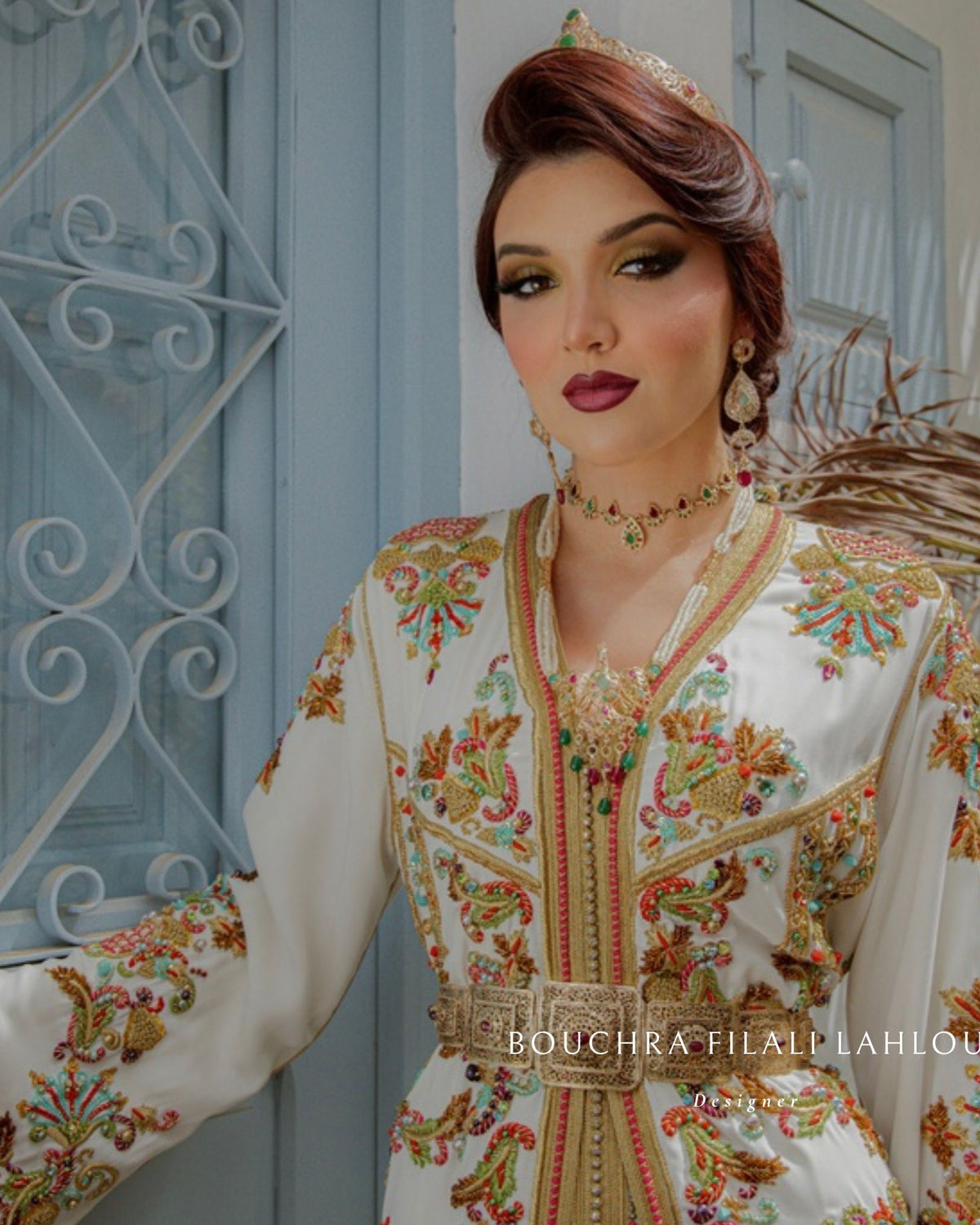 Pearl Presence caftan de luxe with white embroidery