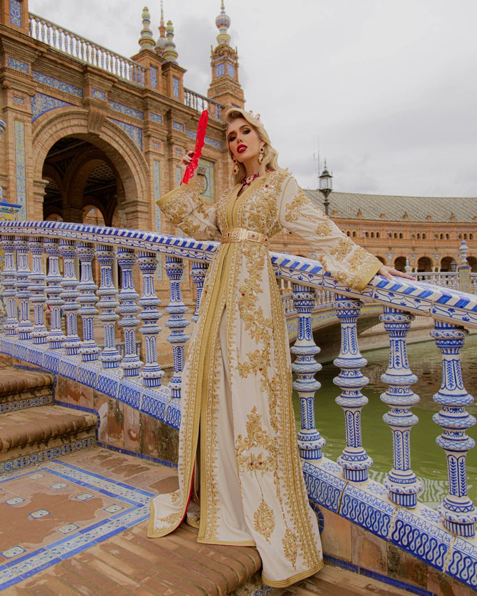 Golden Line caftan mariage with gold embroidery