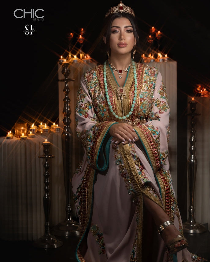 Malika caftan marocain with gold embroidery